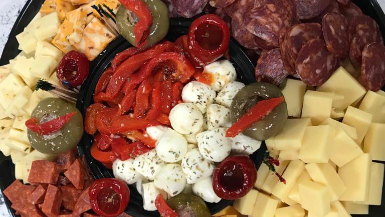 Ginos Grab 'n' Go (Deli, Pizza & Cigars Shop)